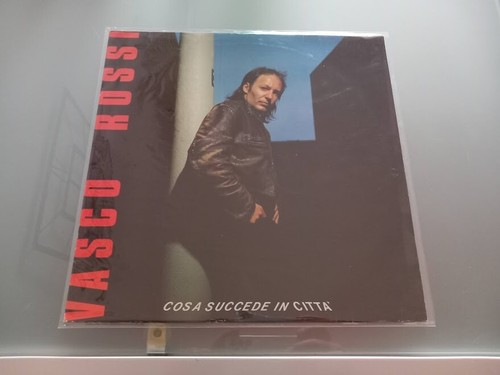 Vasco rossi cosa - rossi, succede